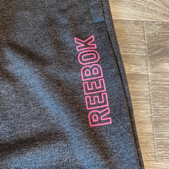 💗Reebok Sweatpants💗 - Picture 3 of 6
